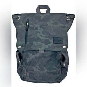 DUCHAMP brand new Backpack NWT camo